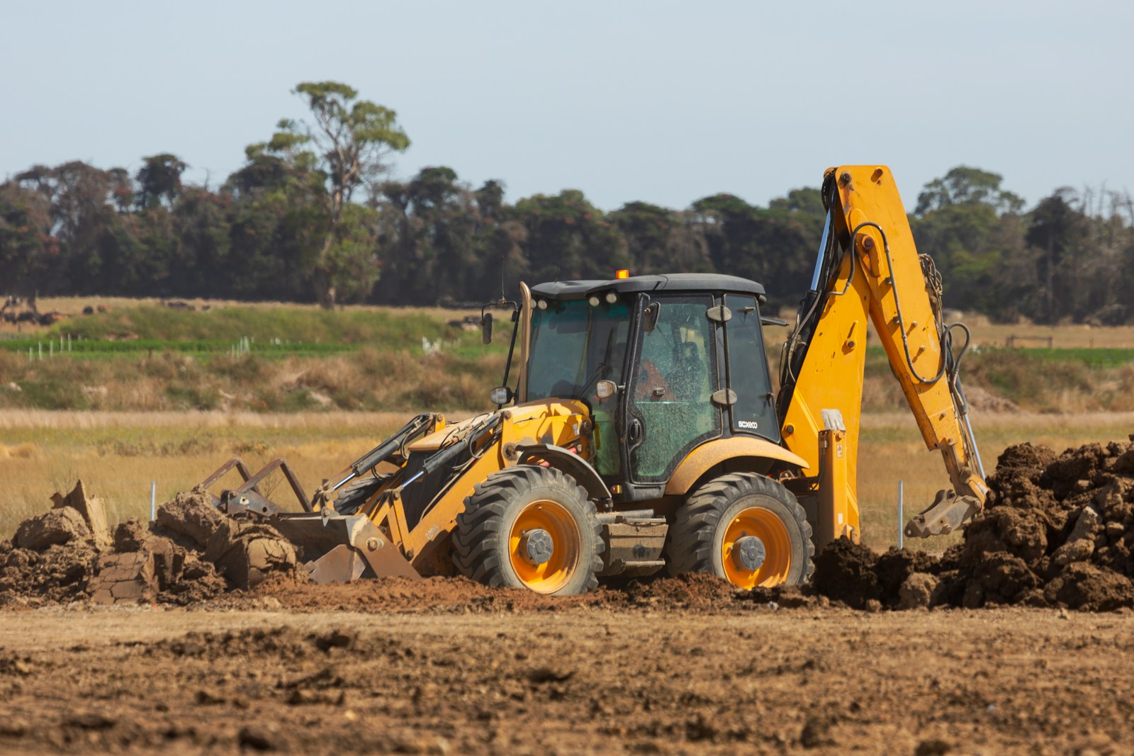Legal Precedents and the Case for JCB Excavators Not Being Vehicles